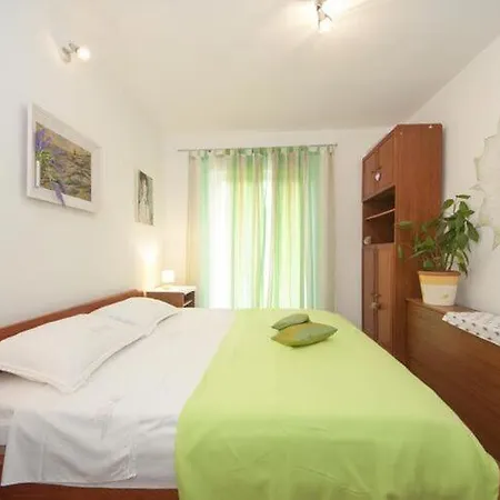 Kalajzic- Comfort Two Bedroom With Terrace A1 St Pucisca