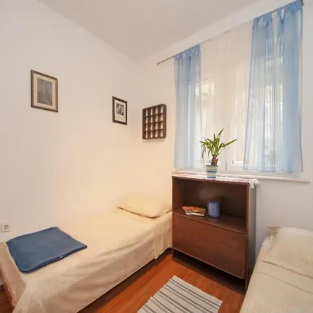 Διαμέρισμα Kalajzic- Comfort Two Bedroom With Terrace A1 St