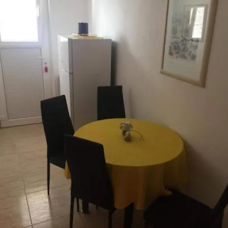Kalajzic- Comfort Two Bedroom With Terrace A1 St Διαμέρισμα